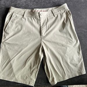 Rhône 11” Commute Short - Khaki - size 34